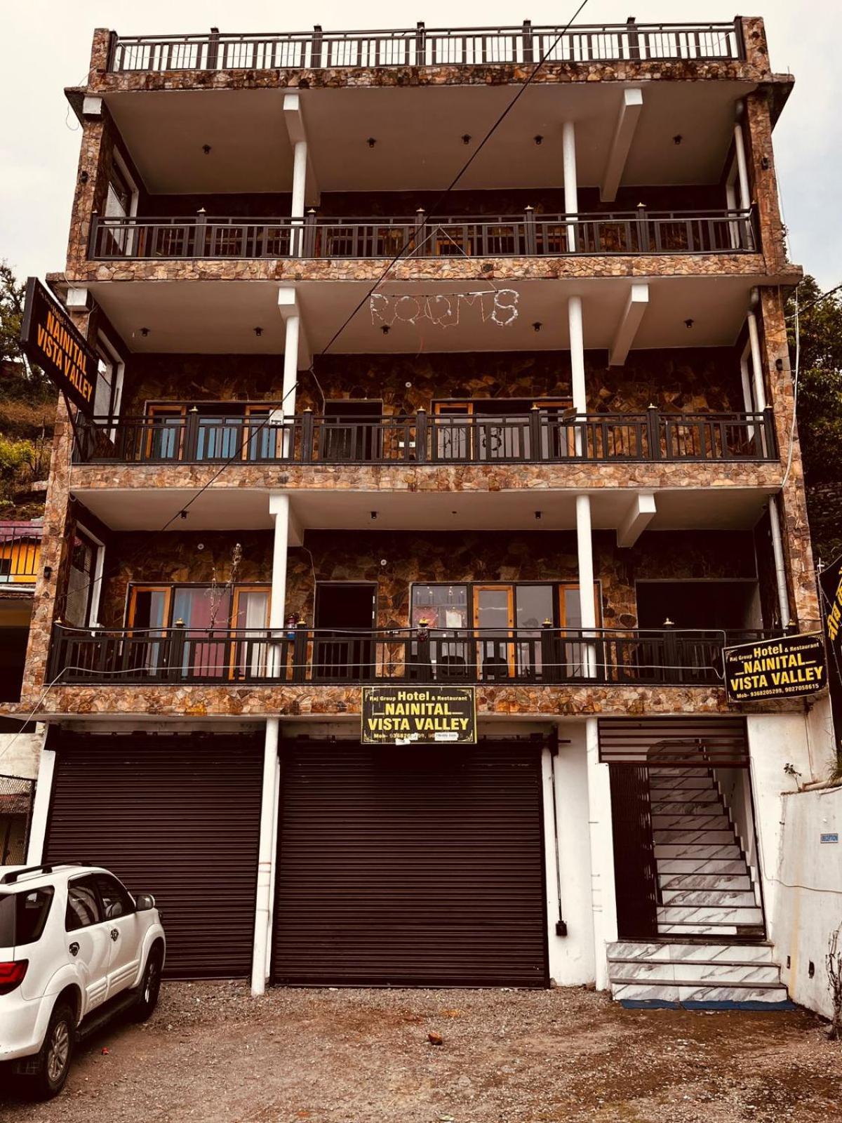 Vansh Hotel